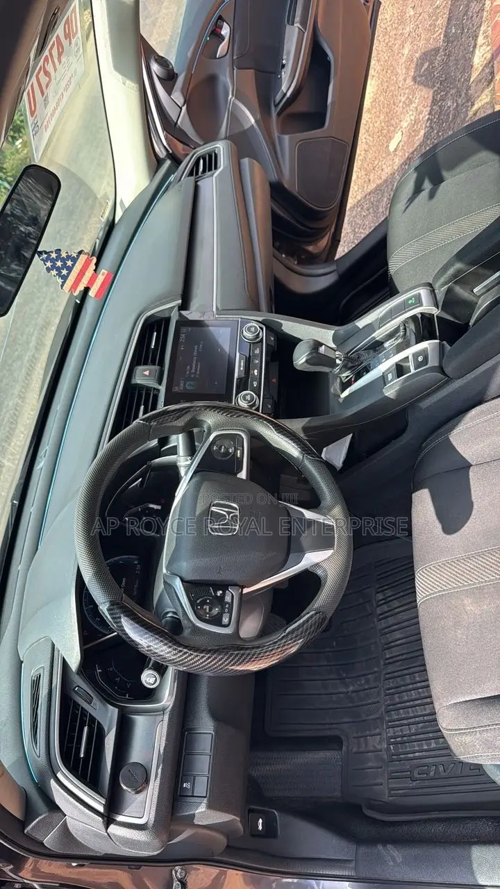 Honda Civic LX 4dr Sedan (2.0L 4cyl) 2016 Gray