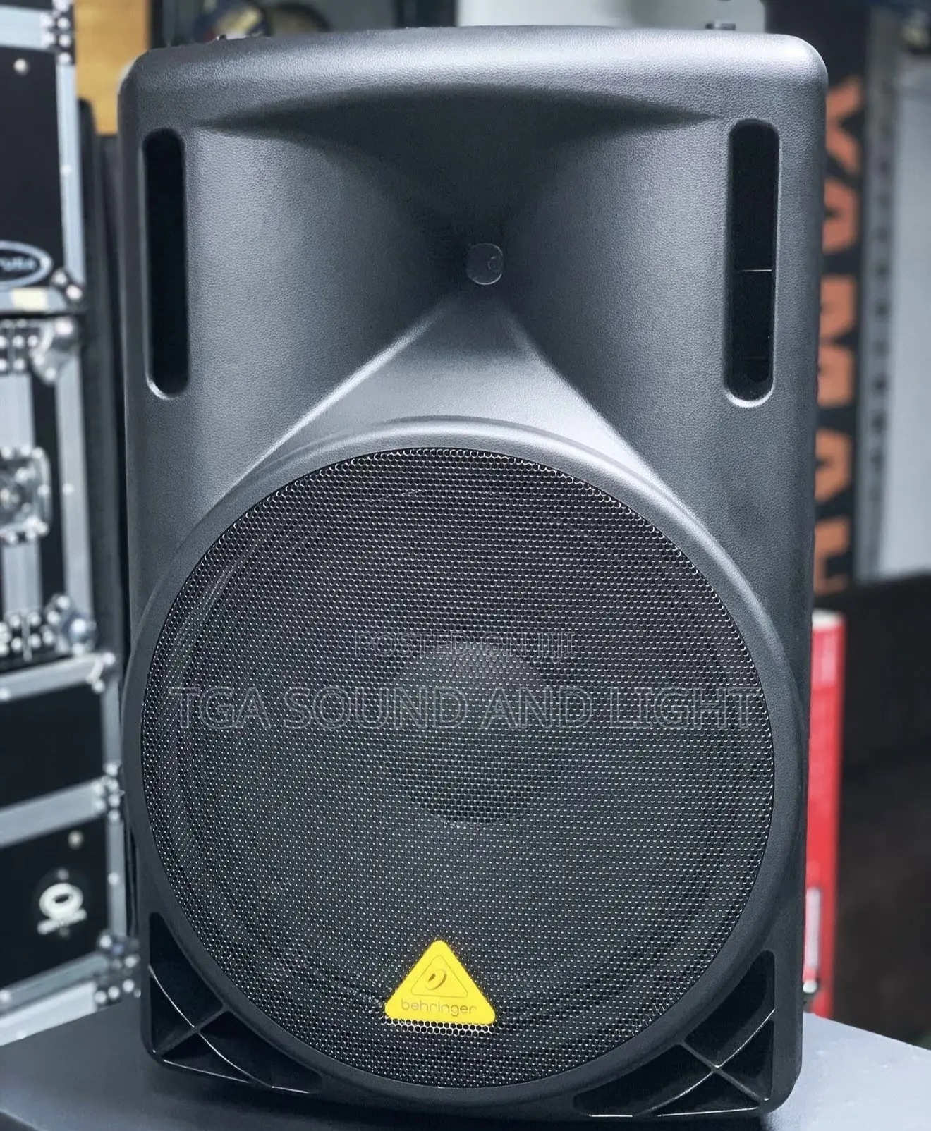 Behringer Eurolive B215D Active 2-Way Speakers[PAIR]