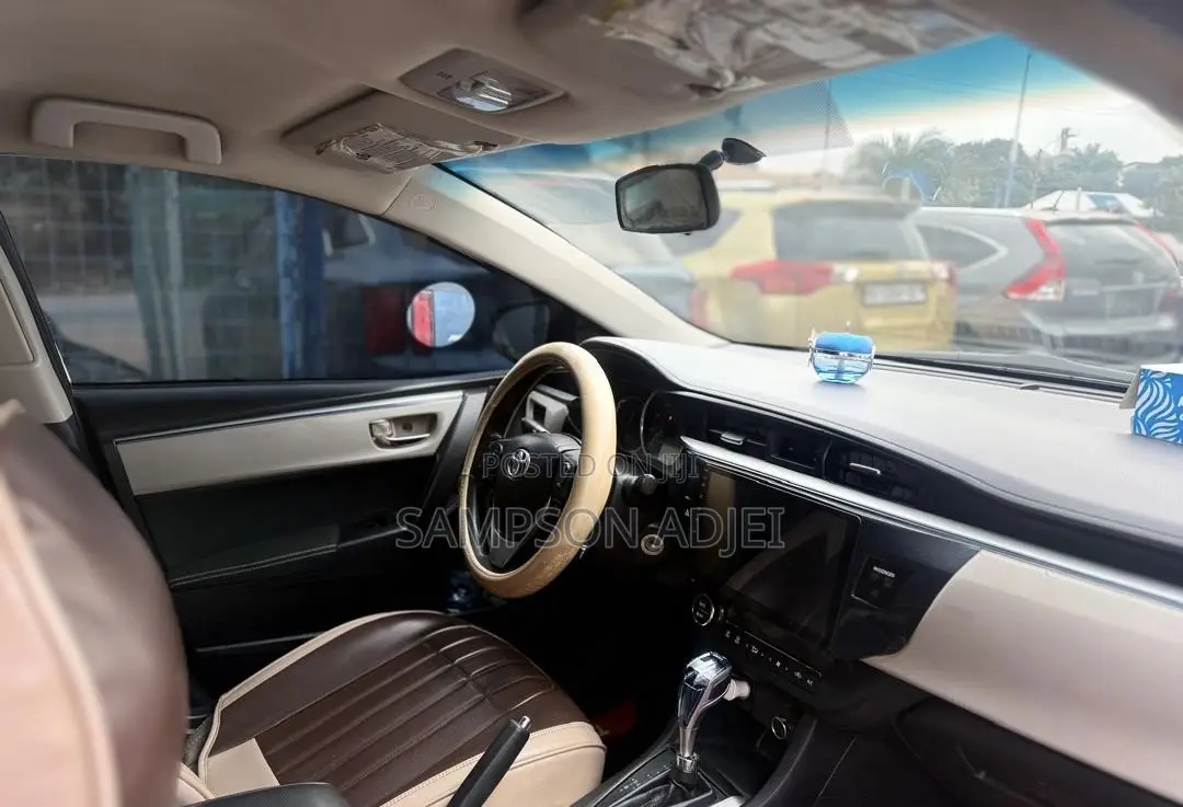Toyota Corolla 2017 Gray
