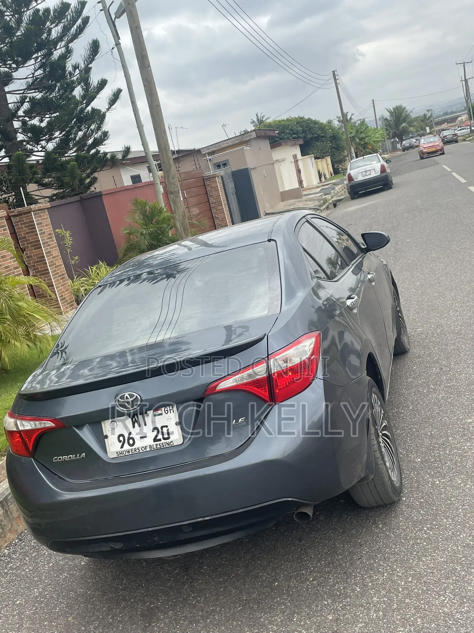 Toyota Corolla L 4dr Sedan (1.8L 4cyl Manual) 2016 Gray