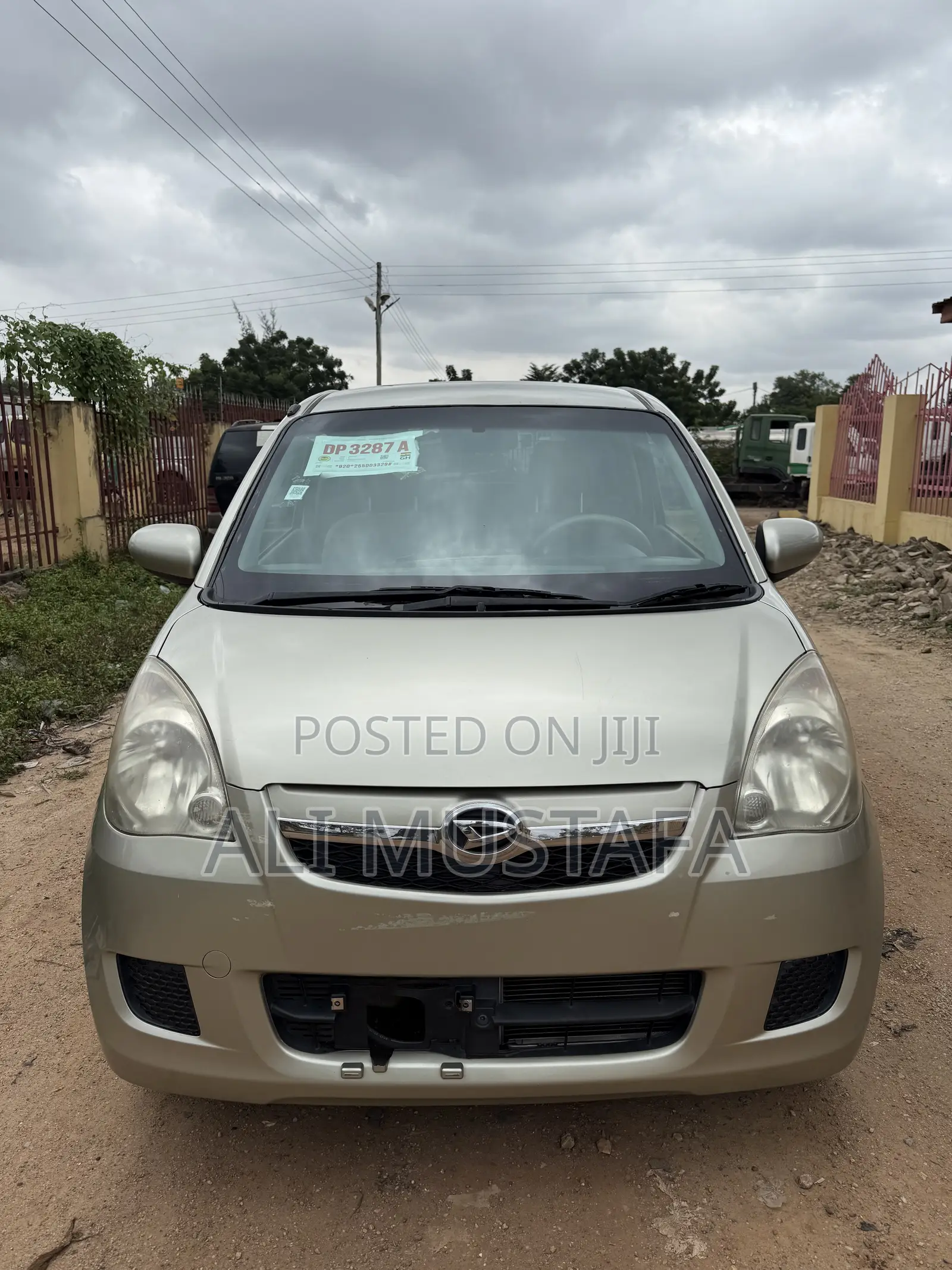 Daihatsu Mira 2011 Gold