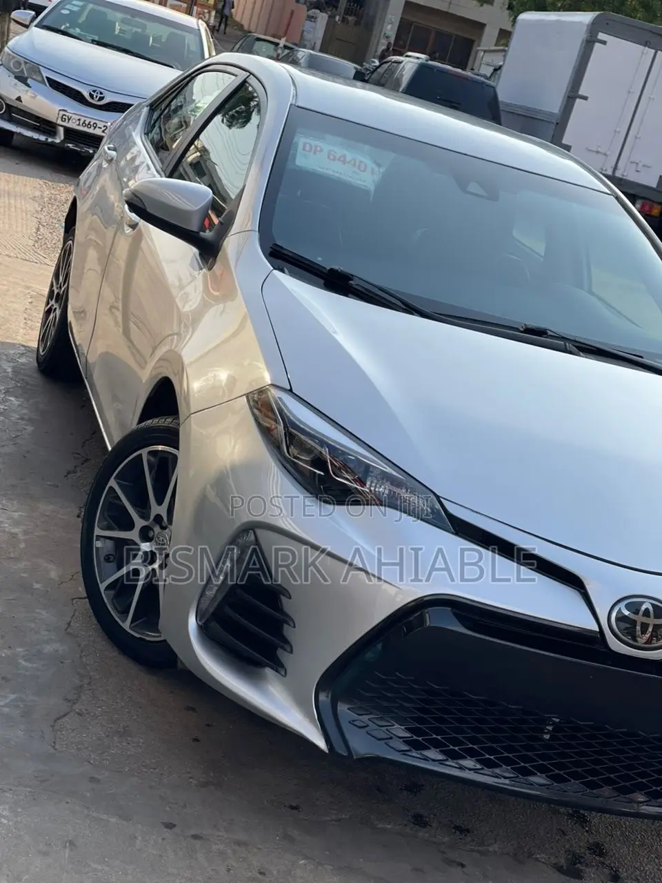 Toyota Corolla SE 4dr Sedan (1.8L 4cyl CVT) 2017 Silver