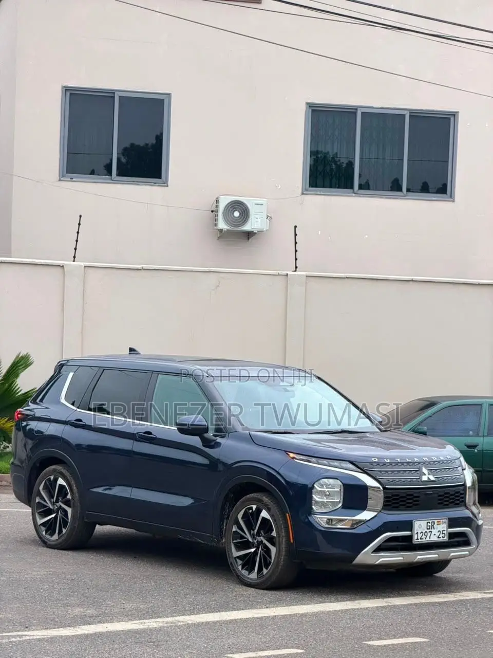 Mitsubishi Outlander SEL Launch Edition 2022 Blue