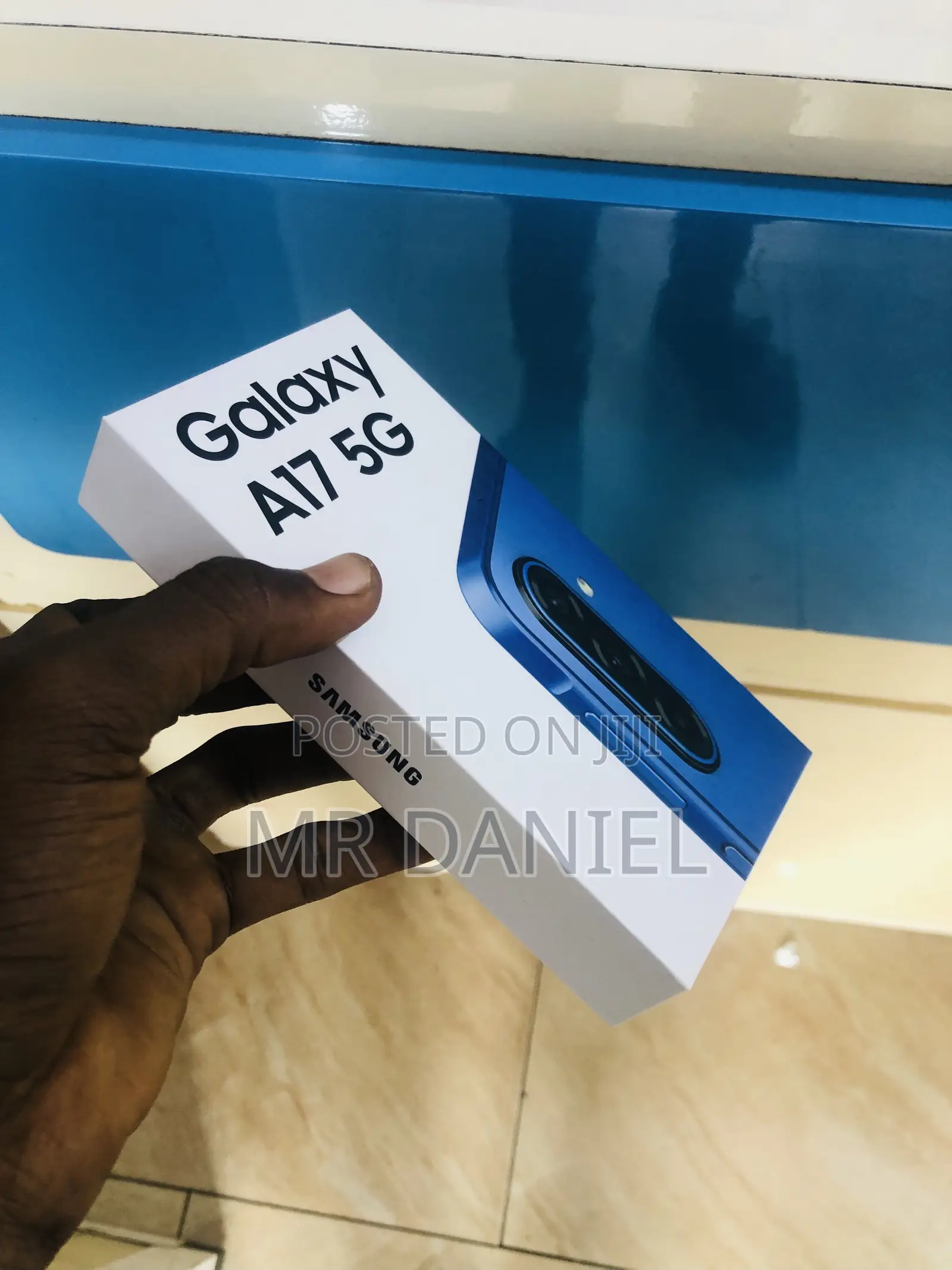 New Samsung Galaxy A17 5G 256 GB Blue