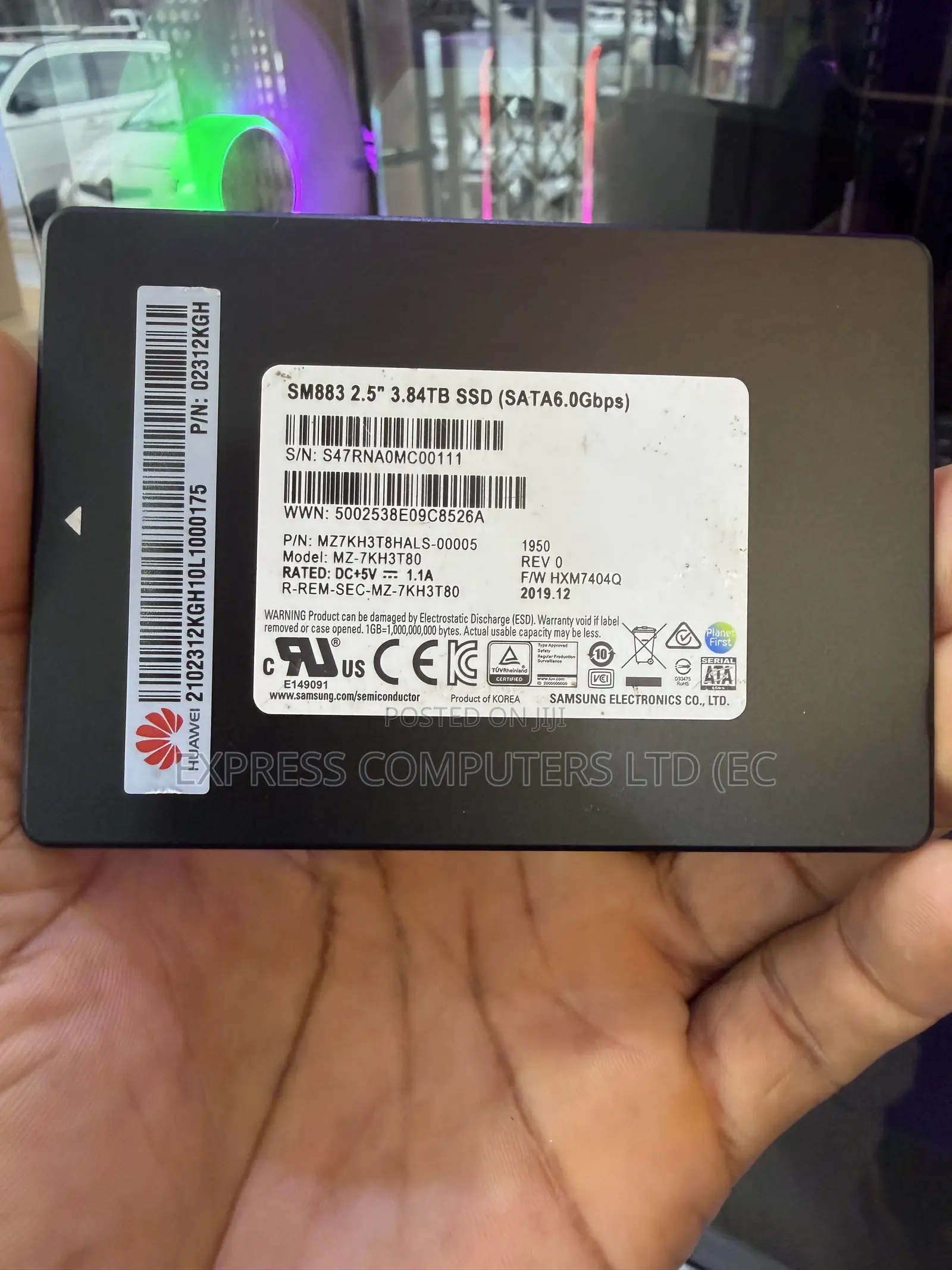SAMSUNG 3.84TB Ultra-High Capacity SATA SSD,built for High Data Center