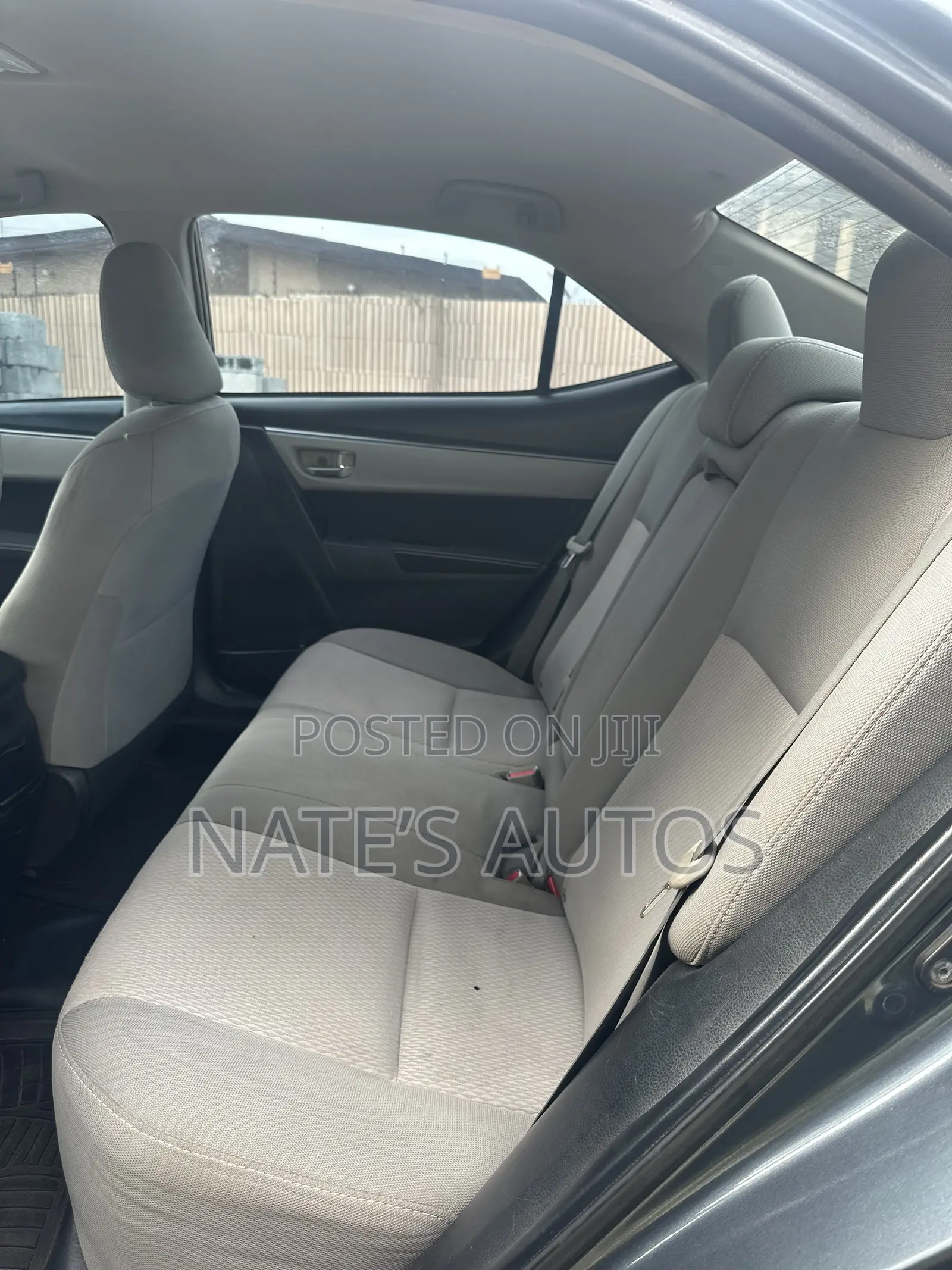 Toyota Corolla LE 4dr Sedan (1.8L 4cyl CVT) 2016 Blue
