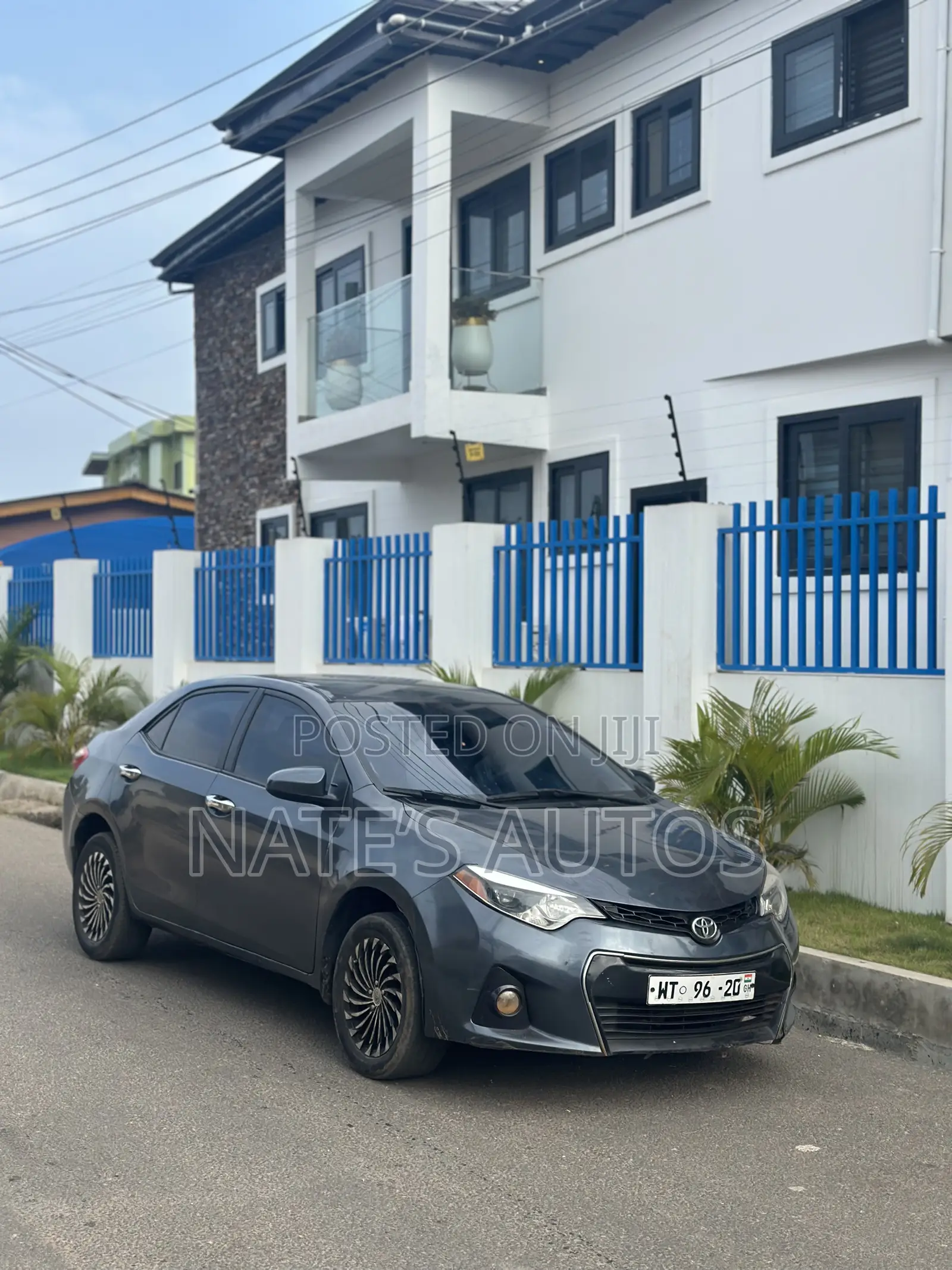 Toyota Corolla LE 4dr Sedan (1.8L 4cyl CVT) 2016 Blue
