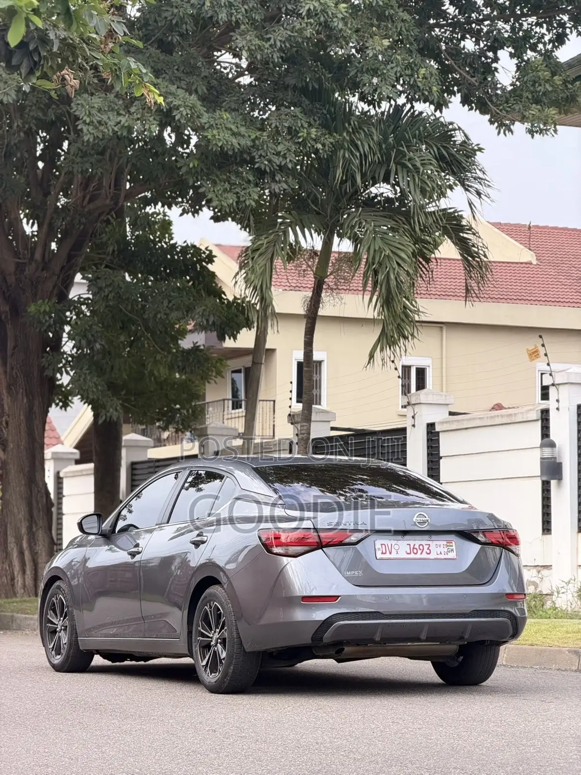 Nissan Sentra SV 2022 Gray