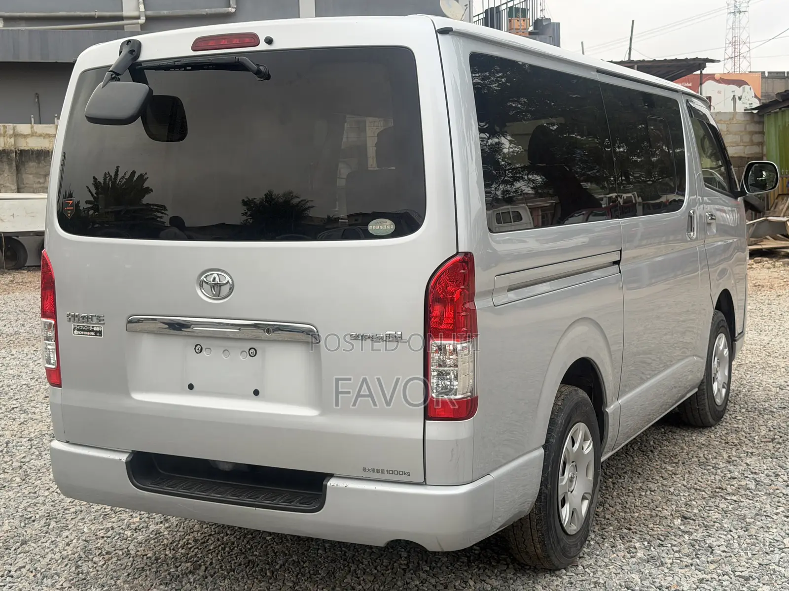 Toyota HiAce 2014 Silver