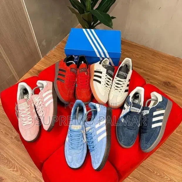 Adidas Handball Spezial Suede Sneakers – Low-Top Shoes With Gum Sole