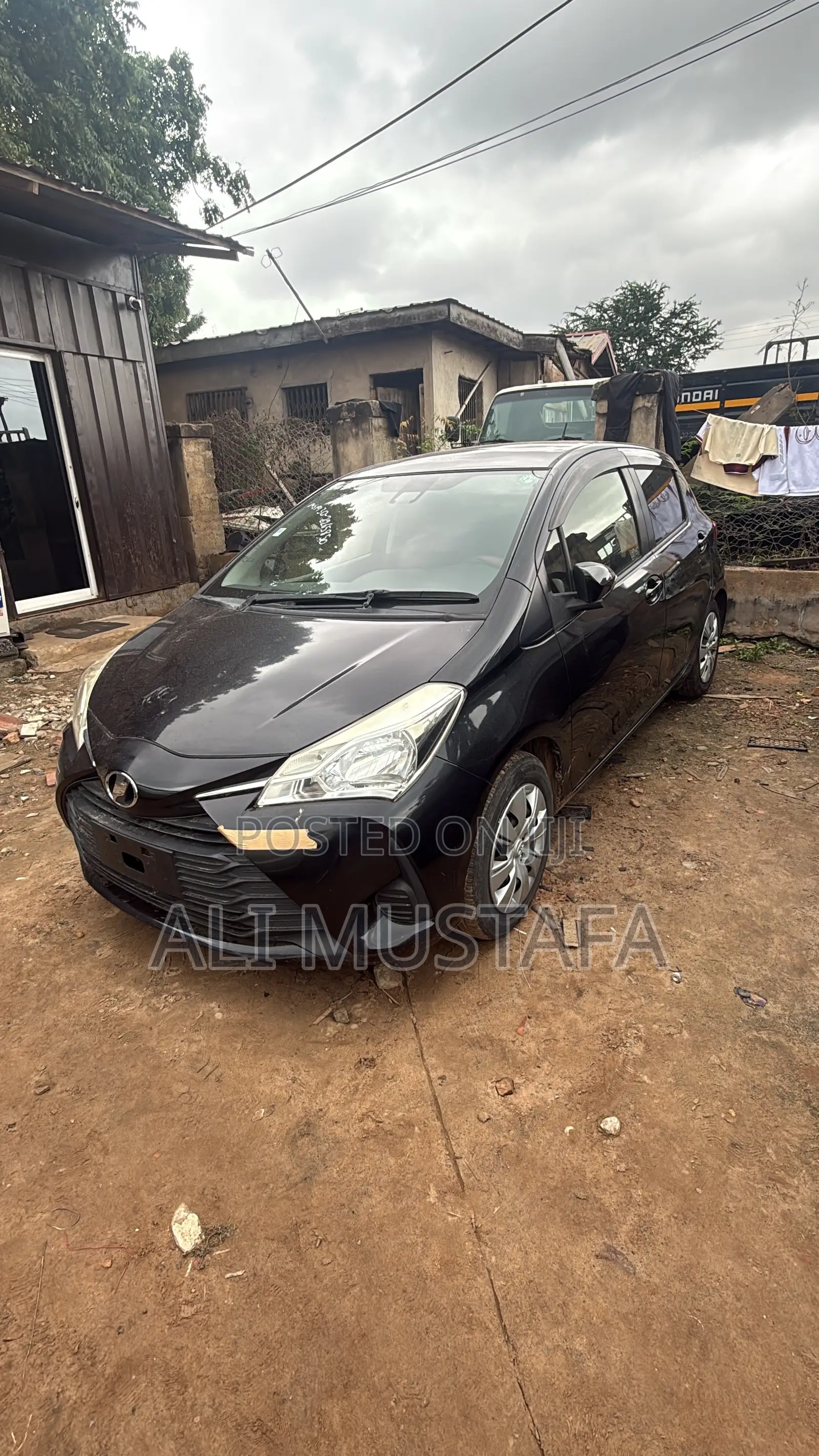 Toyota Vitz 2017 Black