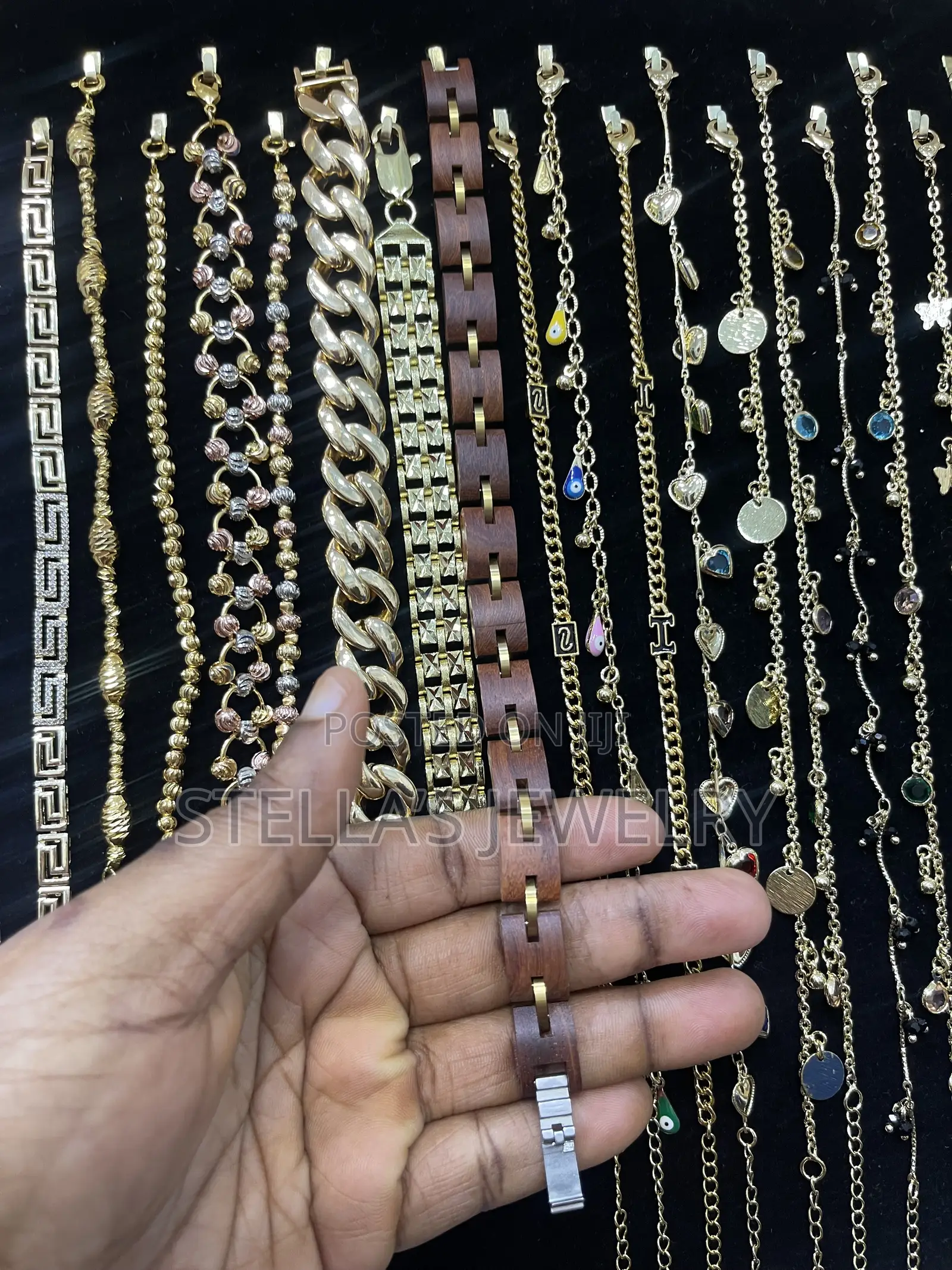 Quality Wood Bracelet 120