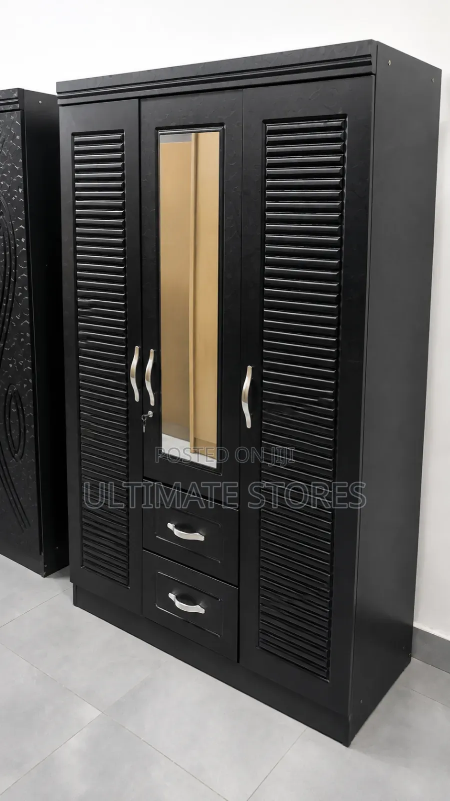 Classic Three-Door Wardrobe(Payment on Delivery)