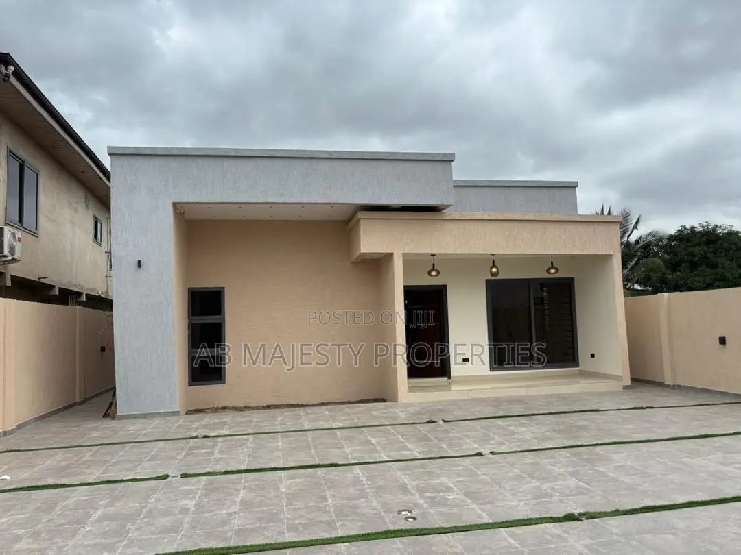 3bdrm House in Ab Majesty, Accra Metropolitan for sale