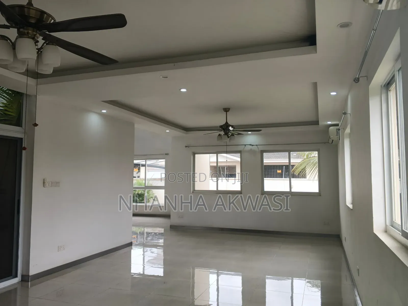 5bdrm House in Sakumono Ntac for rent