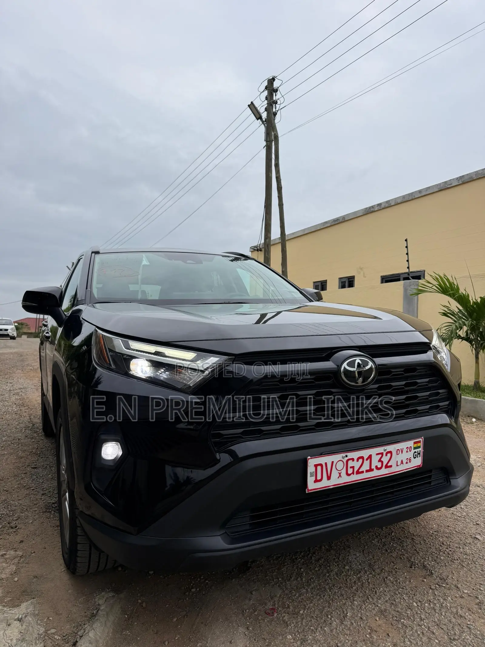 Toyota RAV4 XLE Premium AWD 2023 Black