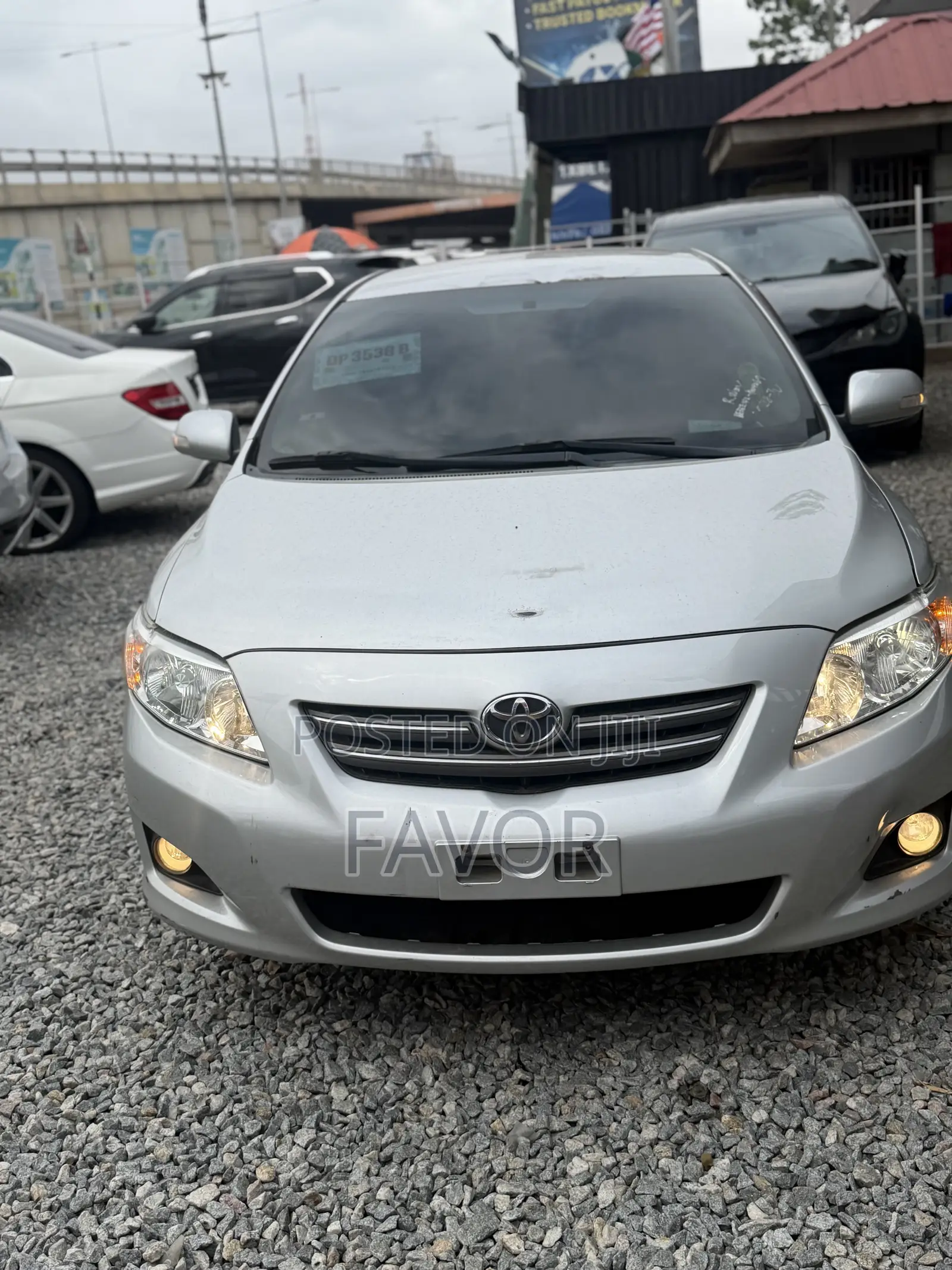 Toyota Corolla Base 4dr Sedan (1.8L 4cyl 5M) 2011 Silver