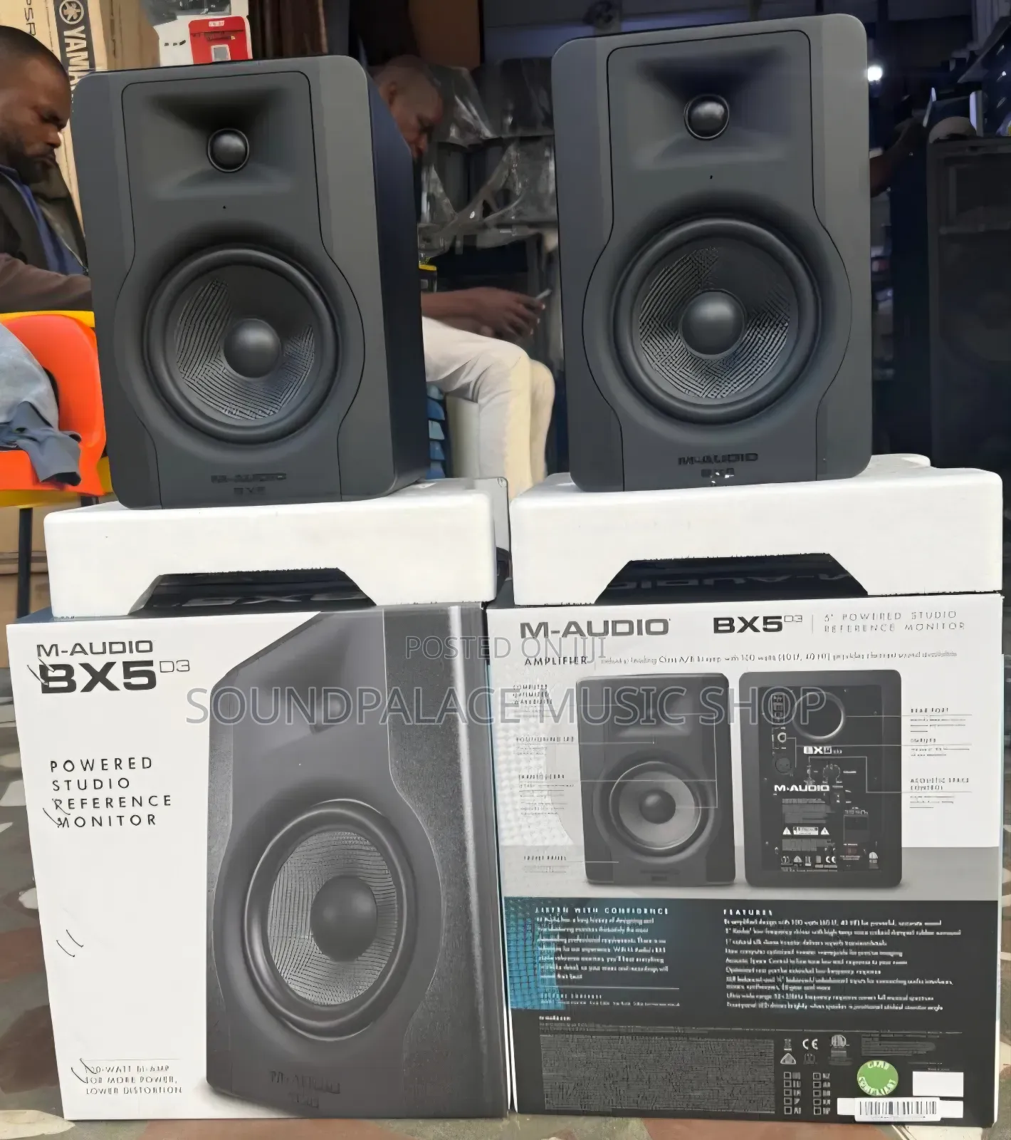 M-Audio BX5 D3 5-Inch Powered Studio Monitor