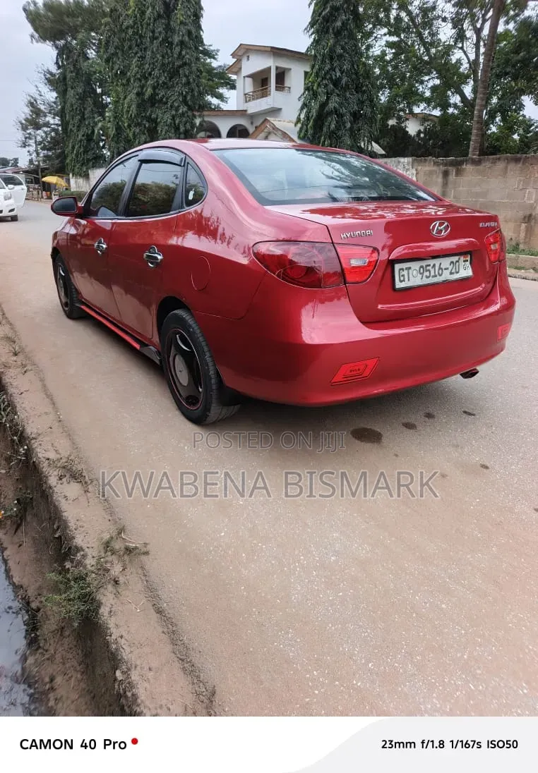 Hyundai Elantra 2009 Red