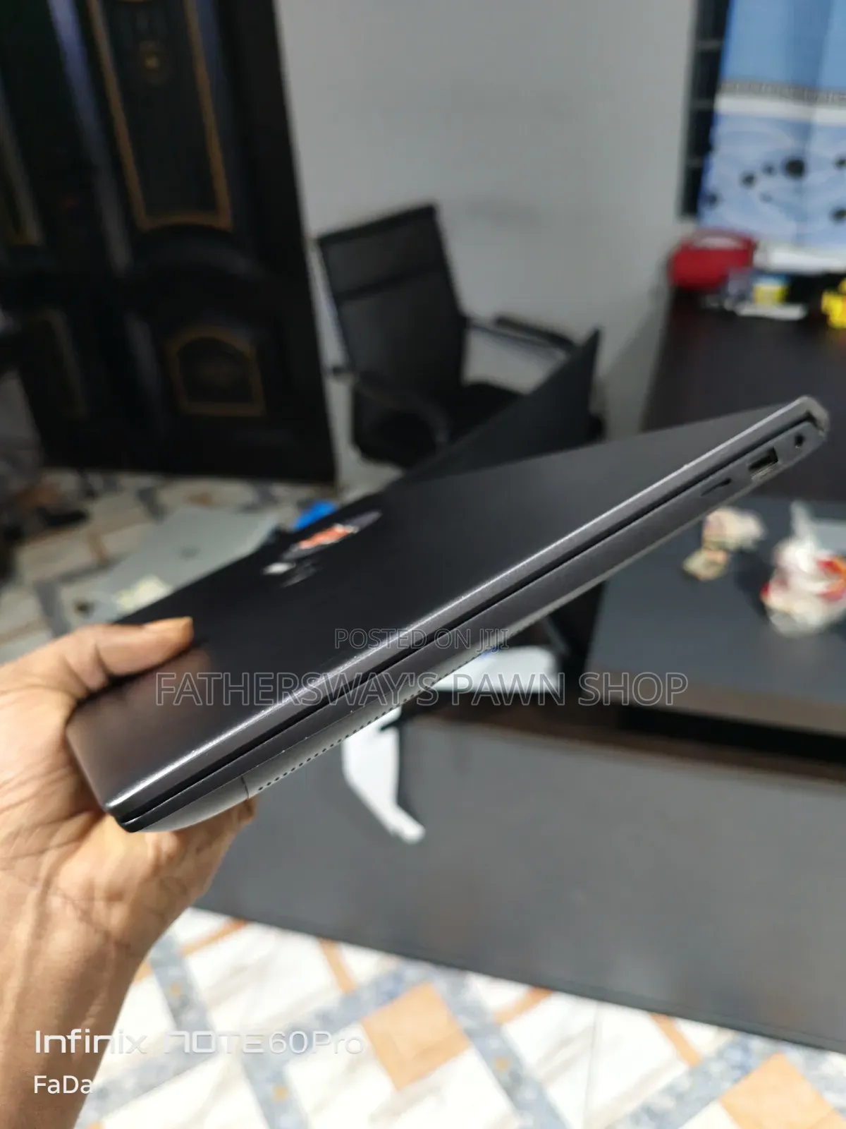 Laptop Dell Inspiron 15 7500 16GB Intel Core i7 SSD 512GB