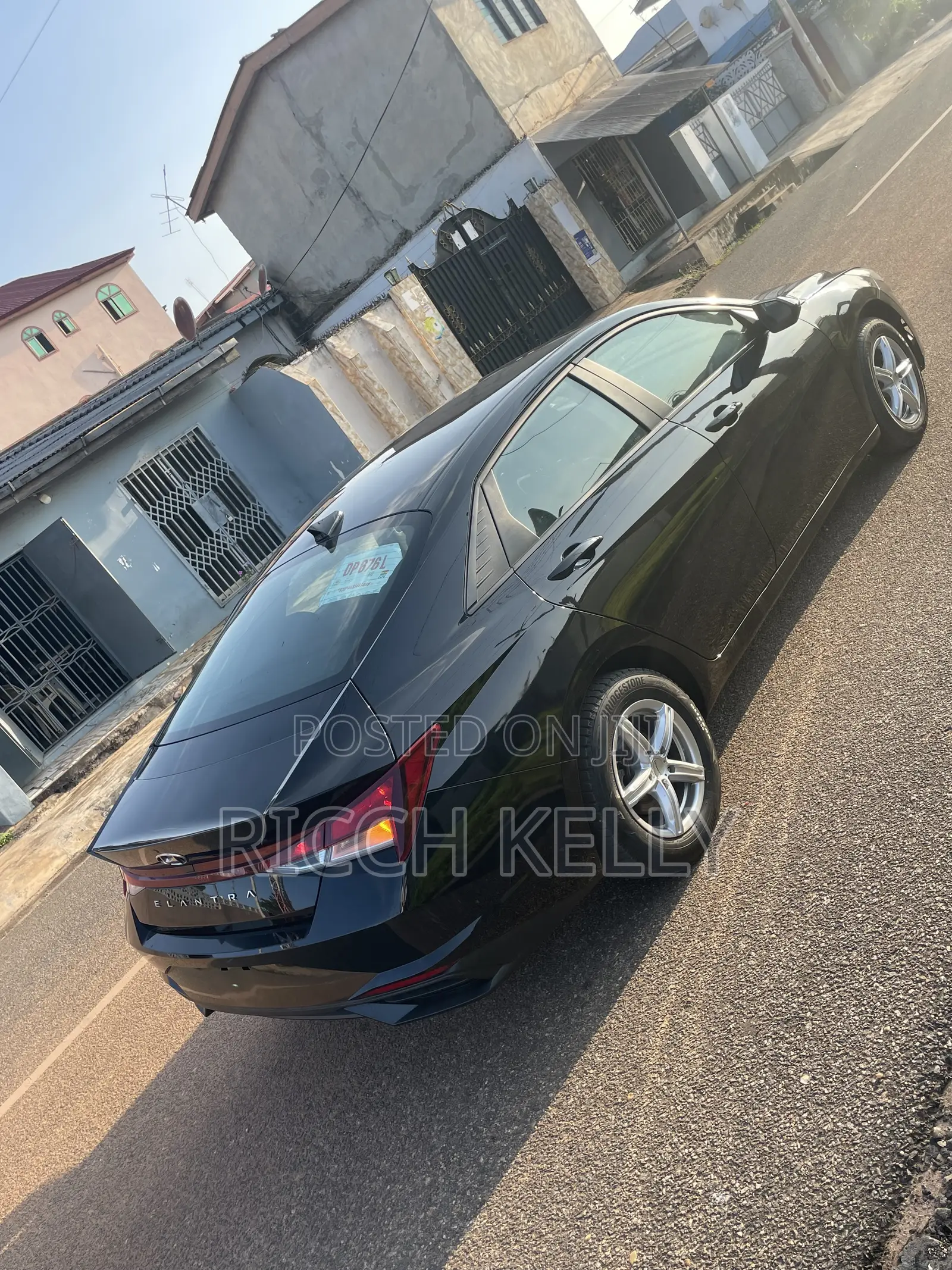 Hyundai Elantra SE 2021 Black