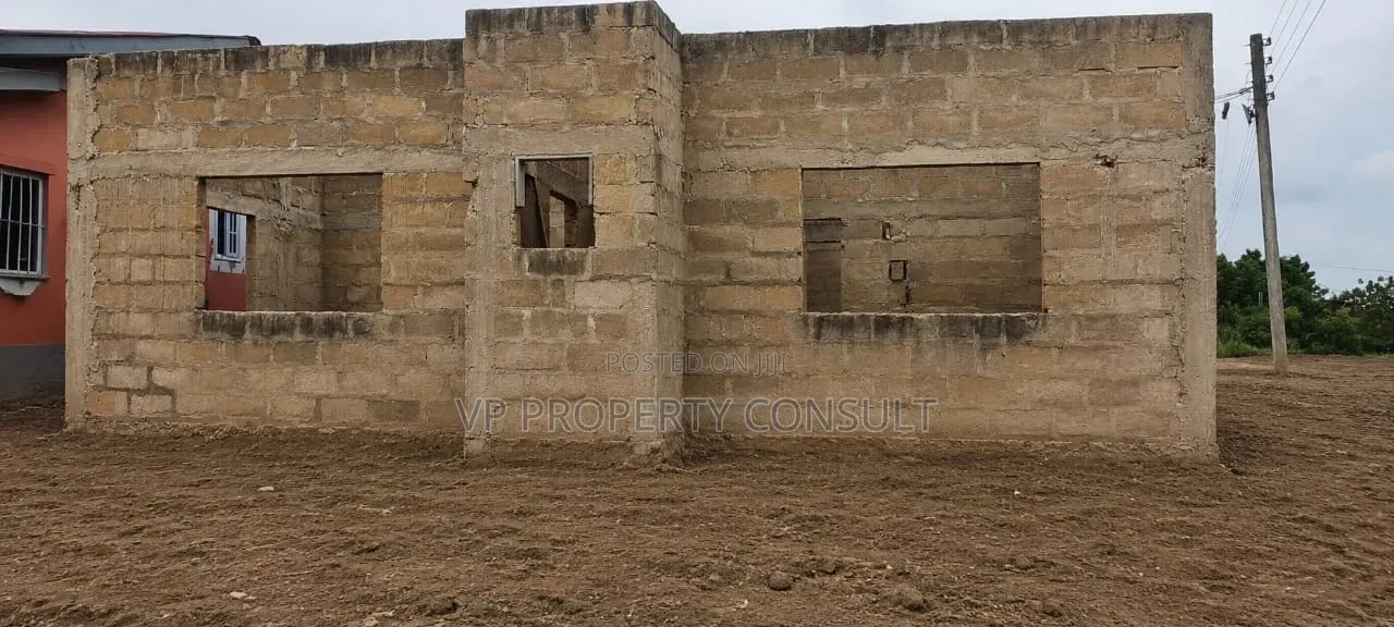 3bdrm House in Biakoye for sale