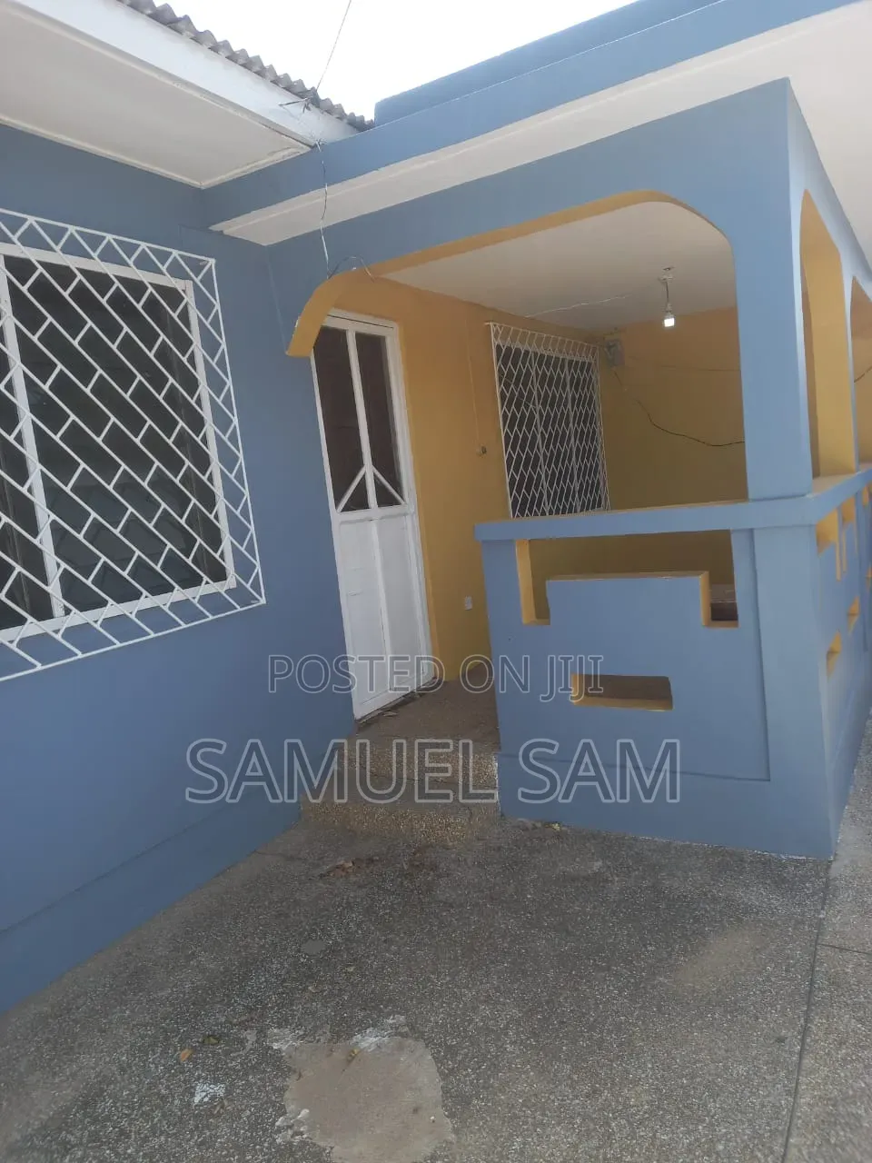 4bdrm House in Tema Community 9 for sale