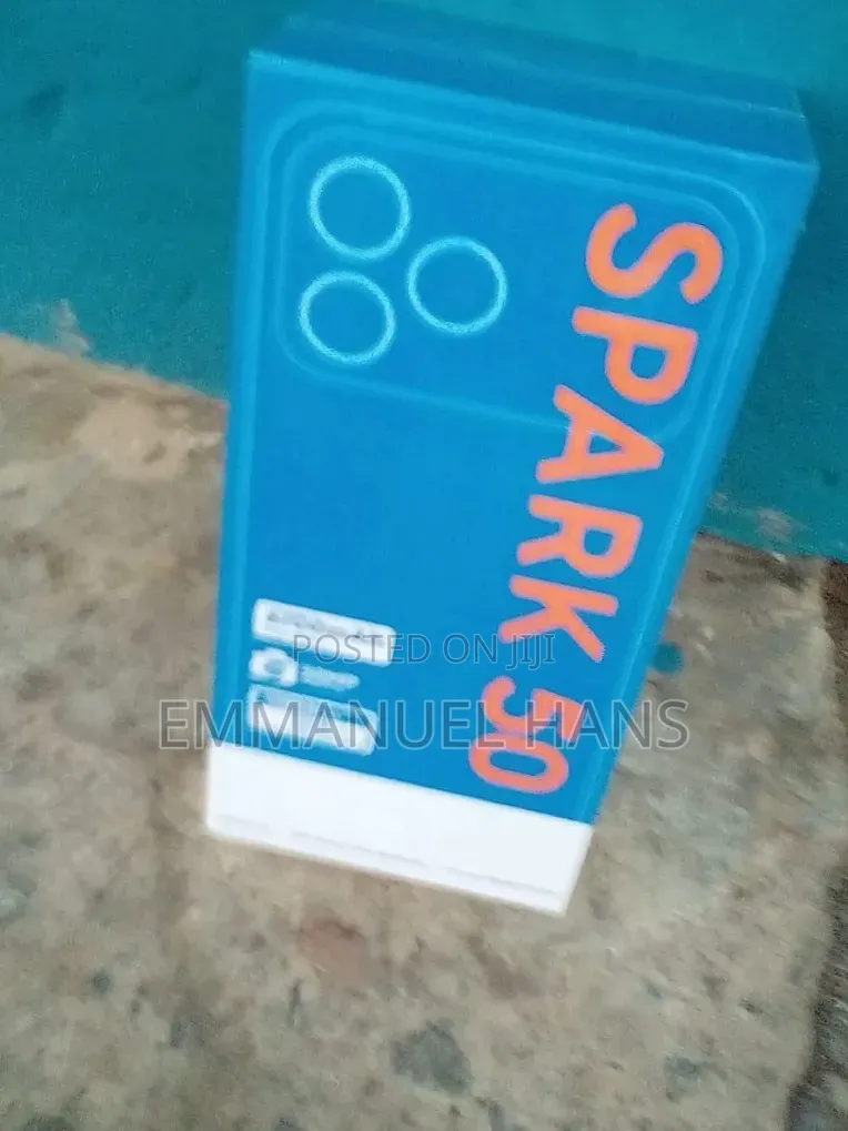 New Tecno Spark 50 128 GB Gold
