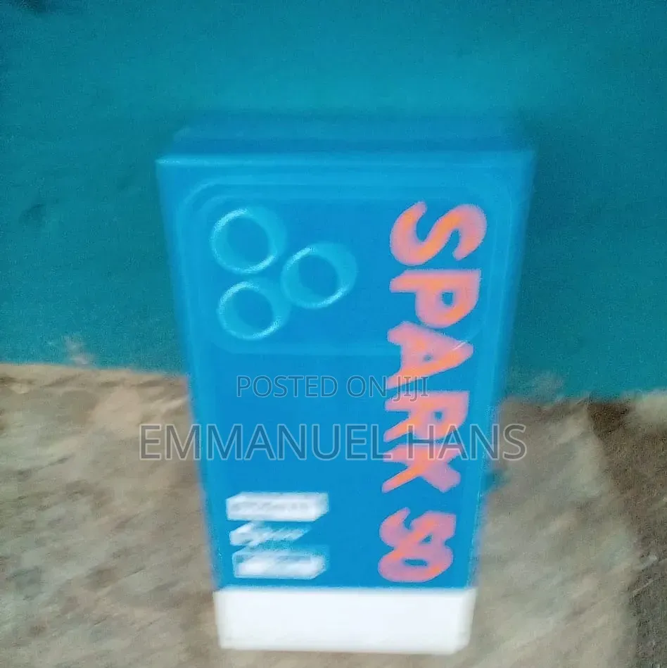 New Tecno Spark 50 128 GB Gold