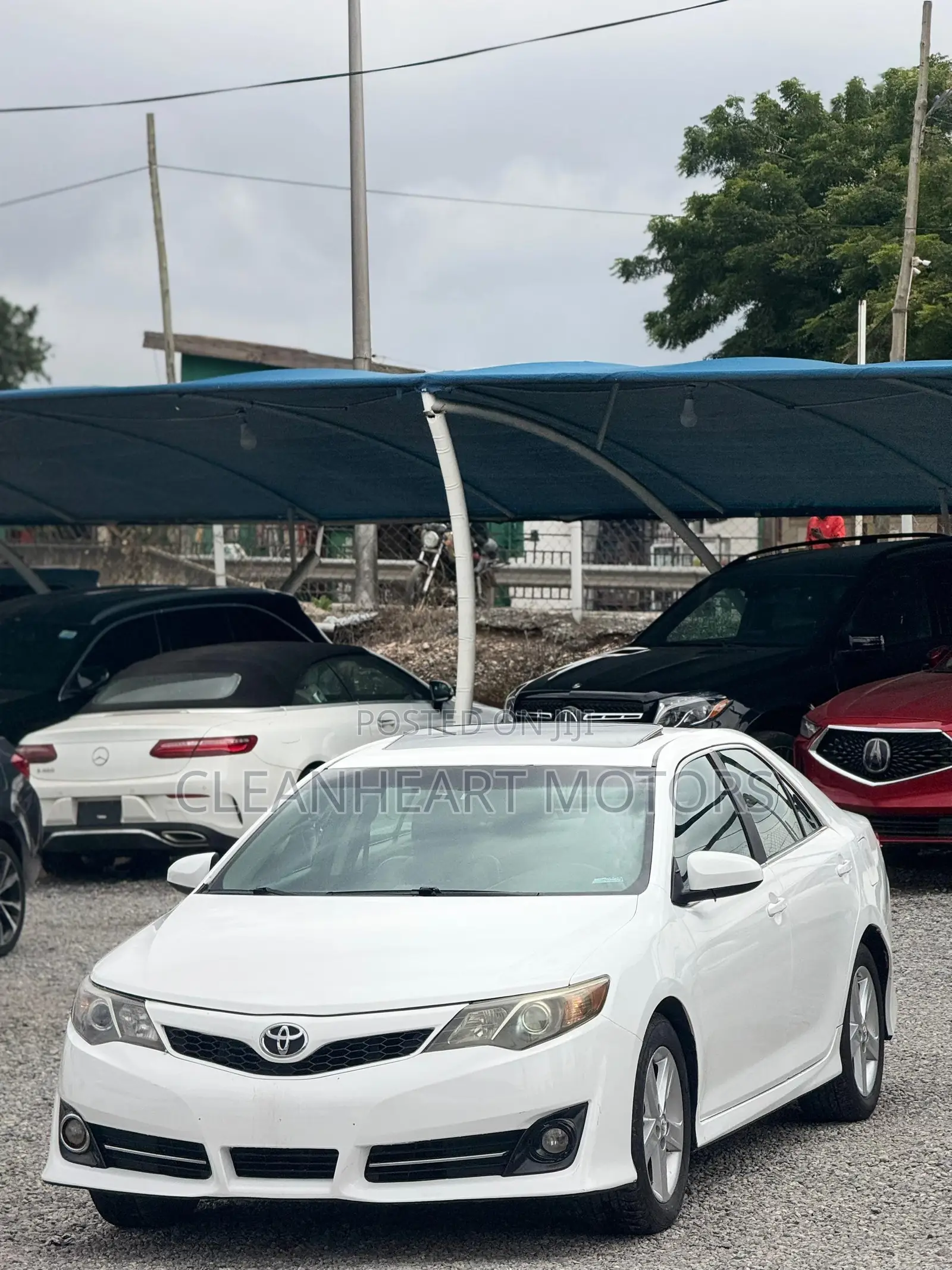 Toyota Camry 2014 White