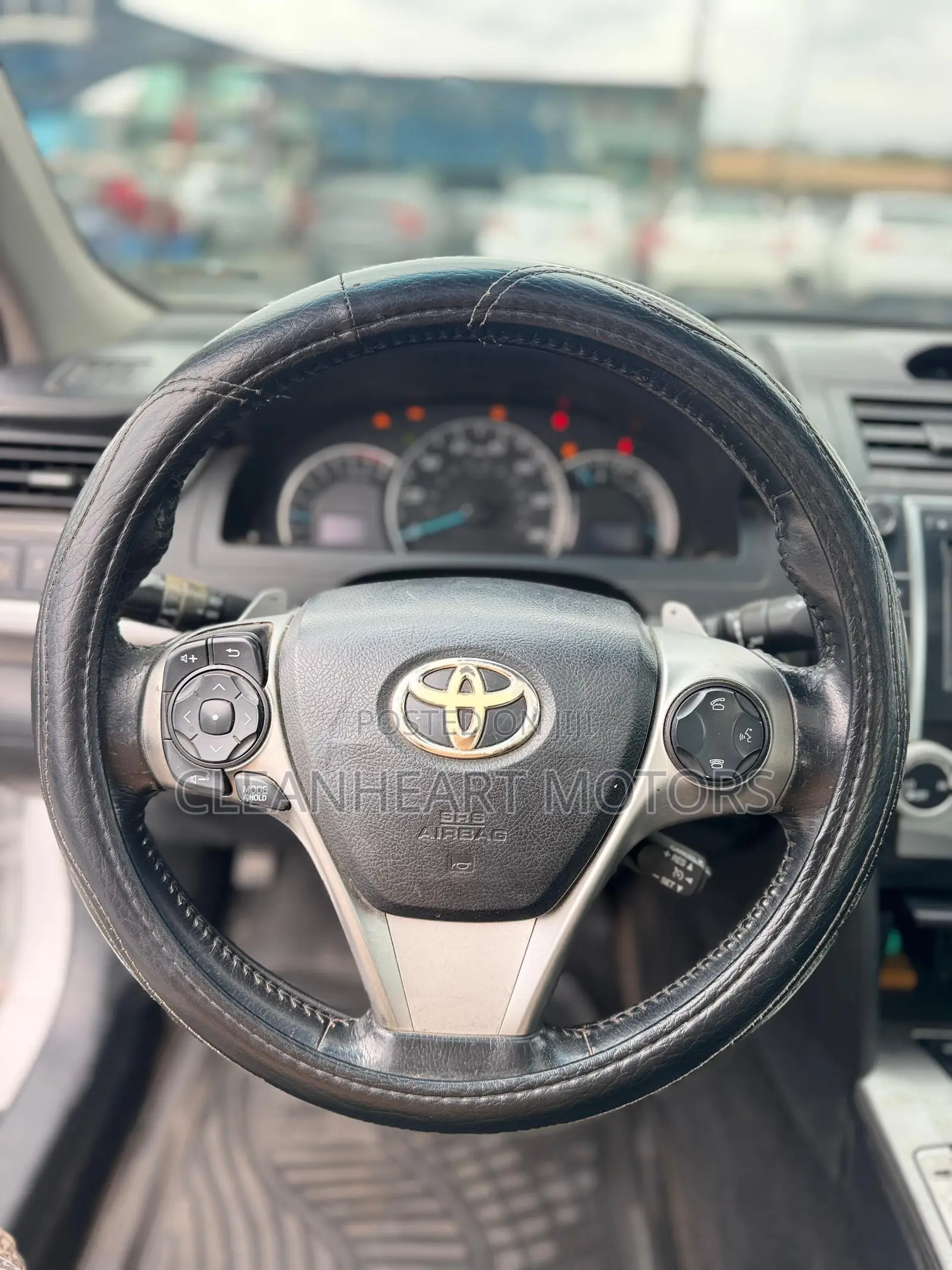 Toyota Camry 2014 White
