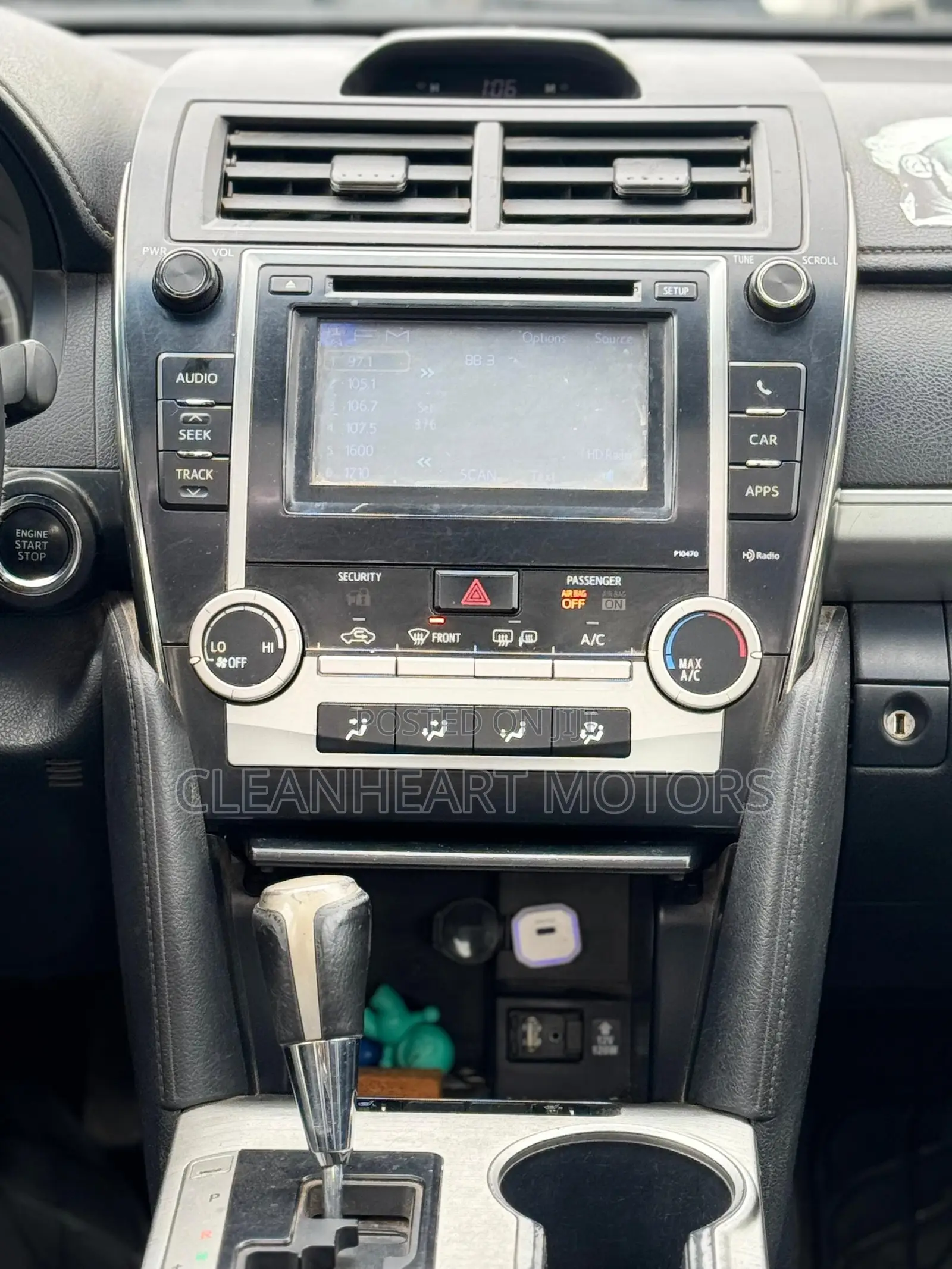 Toyota Camry 2014 White
