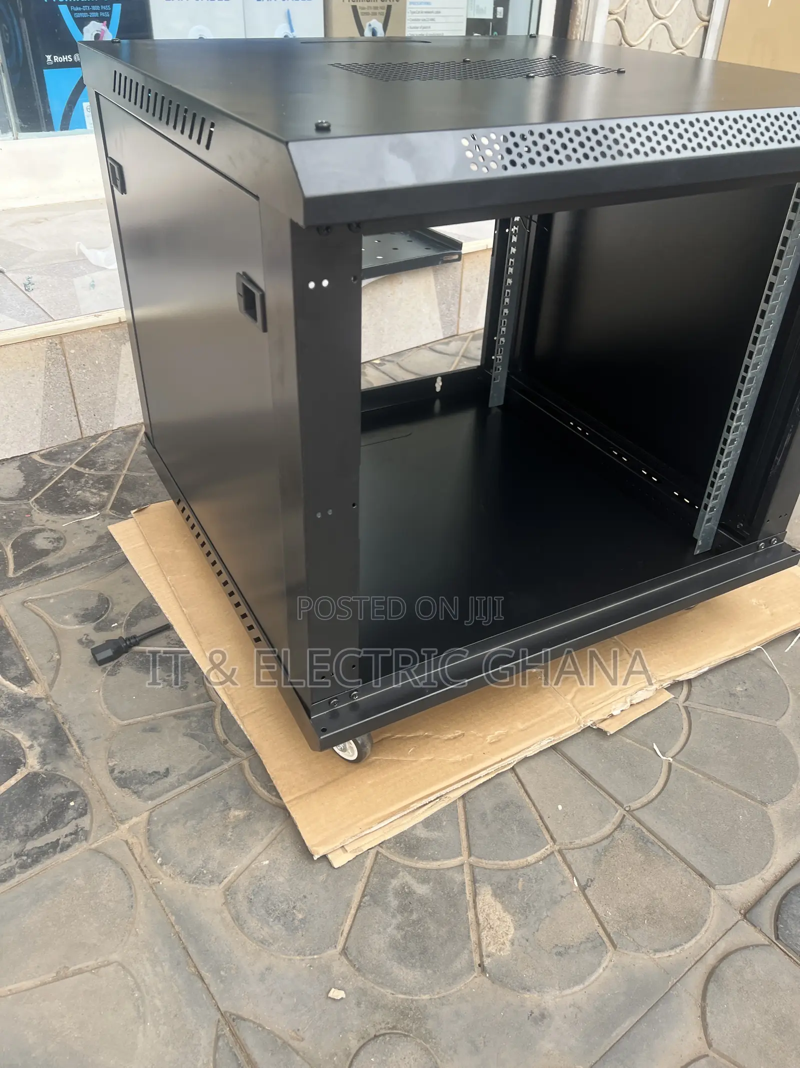 9u Caninet 600*600