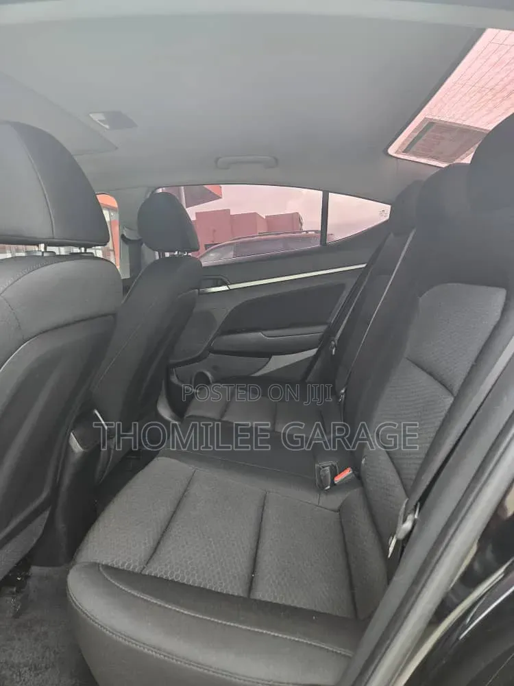 Hyundai Elantra 2019 Black