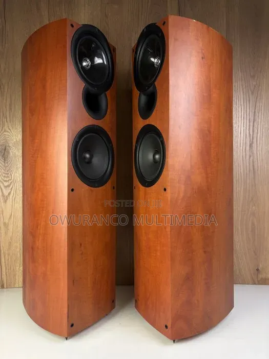 KEF Q4 Floorstanding Speakers – Audiophile British Sound