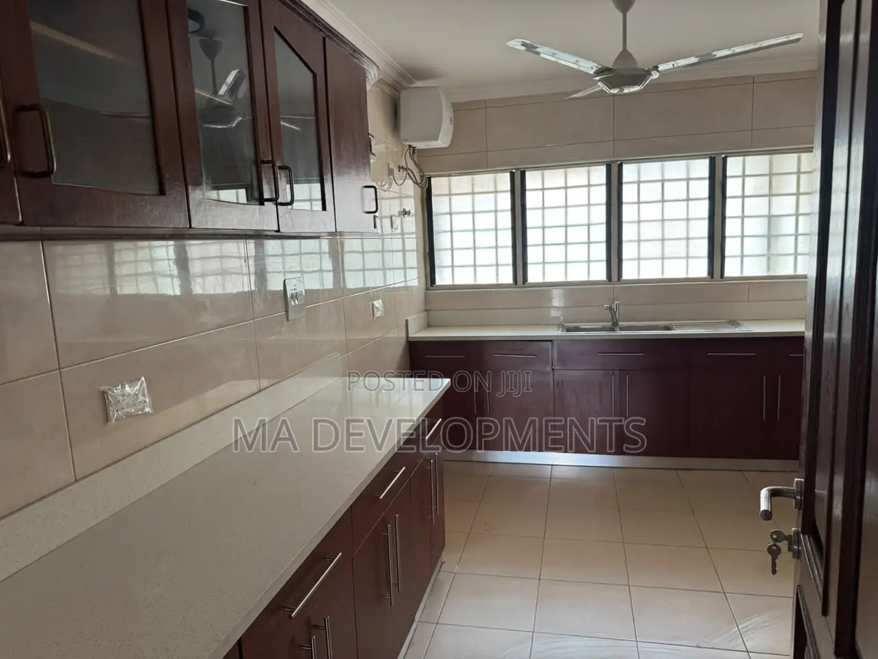 6bdrm House in Madev Realty, Achimota for rent