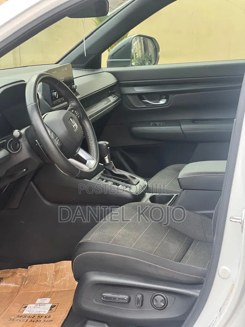 Honda CR-V 2023 White
