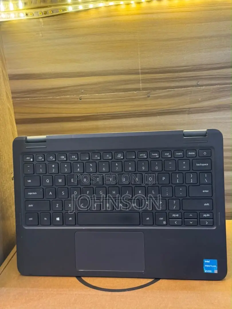 Laptop Dell Latitude 3120 8GB Intel Celeron SSD 128GB