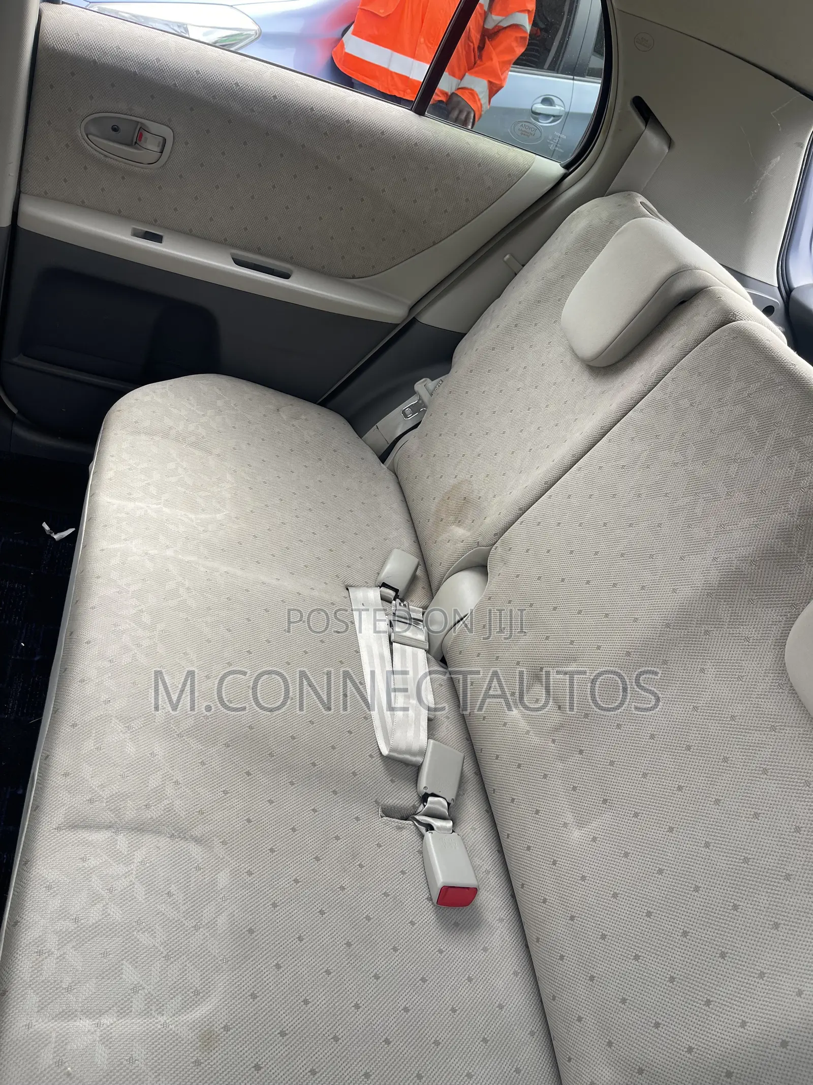 Toyota Vitz 1.0 FWD 3dr 2010 Silver