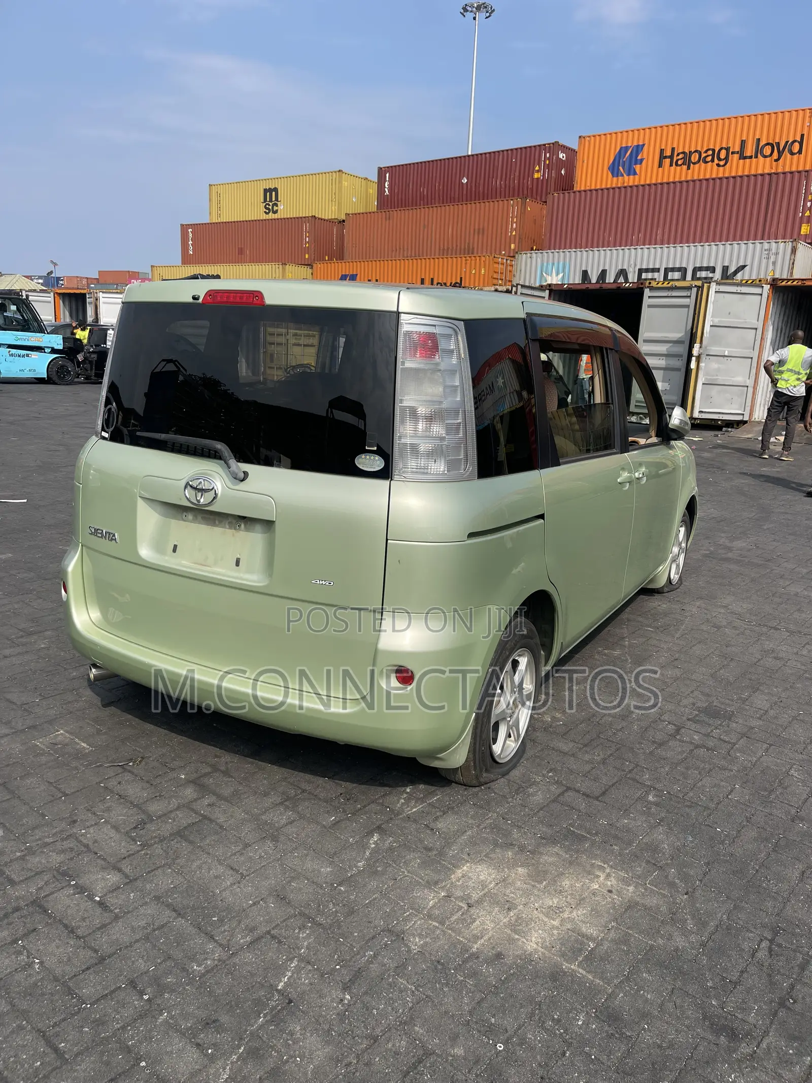 Toyota Sienta 1.5 AWD 2010 Green