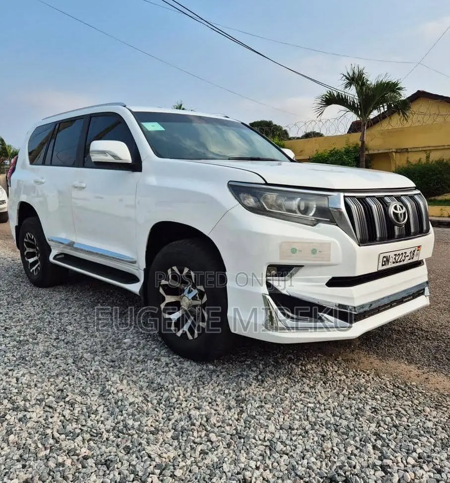 Toyota Land Cruiser Prado 2012 White