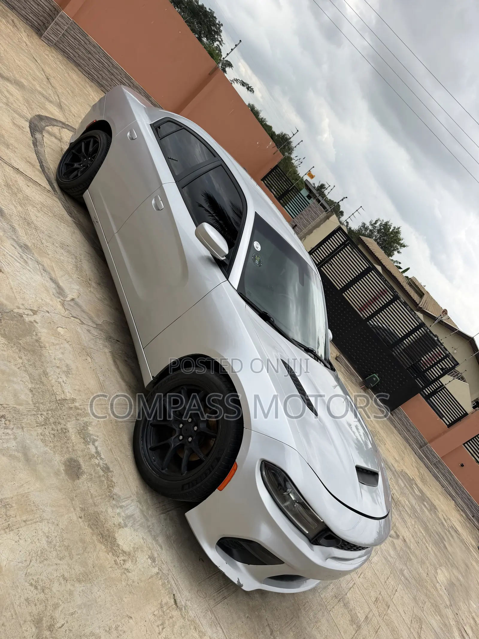 Dodge Charger 2020 Silver