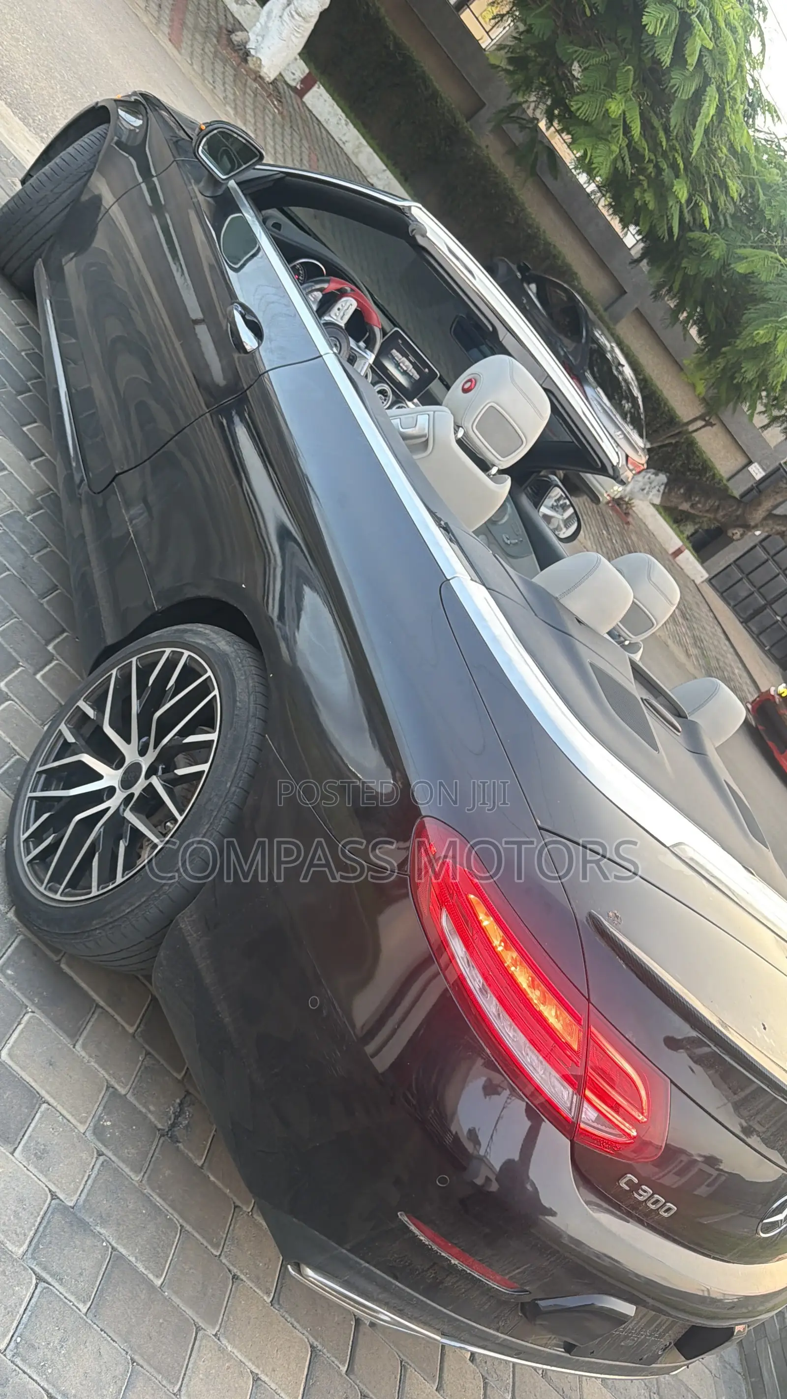 Mercedes-Benz C300 Base Coupe RWD (2.0L 4cyl 7A) 2017 Black