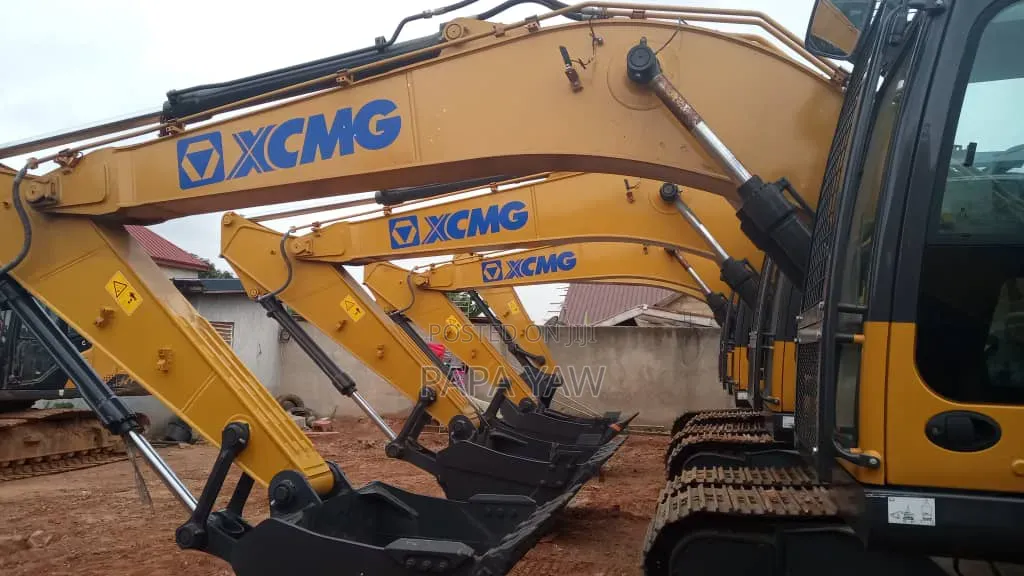 Excavator, Strong, No Fault, Strong Engine