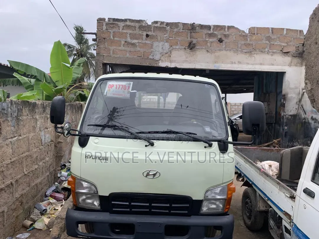 Hyundai Mighty 2
