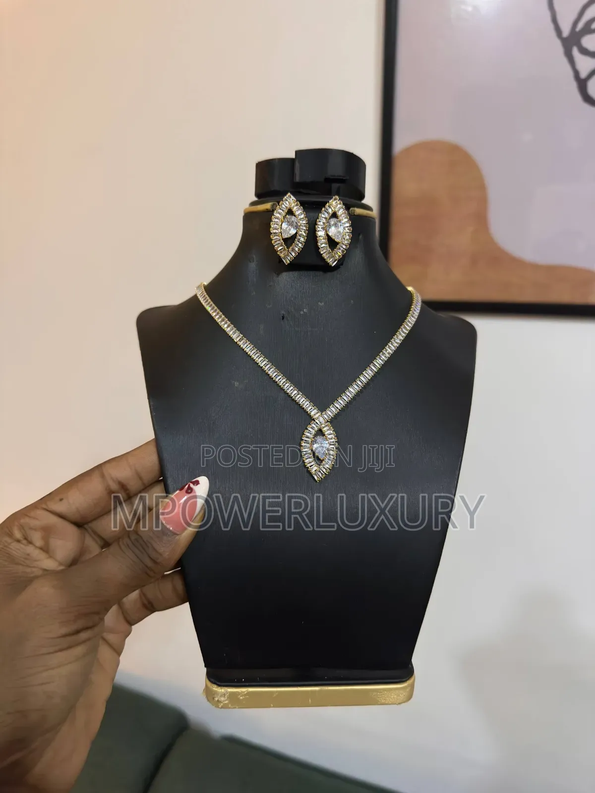 Ice Vm Jewelry Set