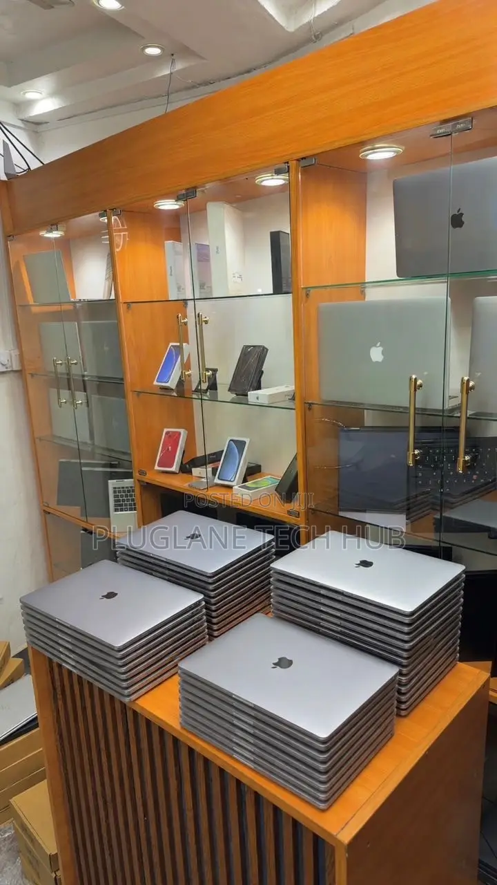 Laptop Apple MacBook Pro 2019 16GB Intel Core i9 SSD 512GB