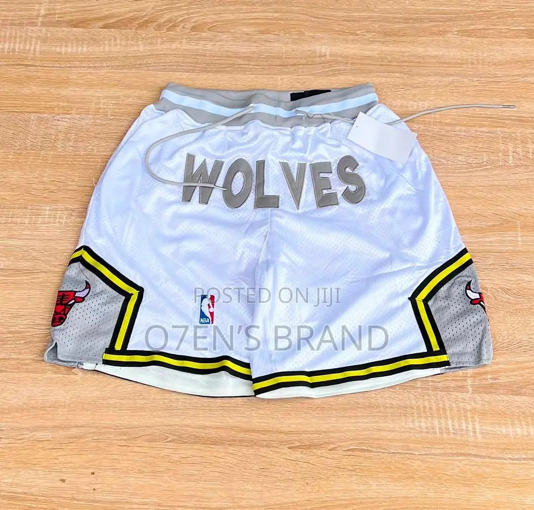 Short Lakers, Chicago Jordan Etc