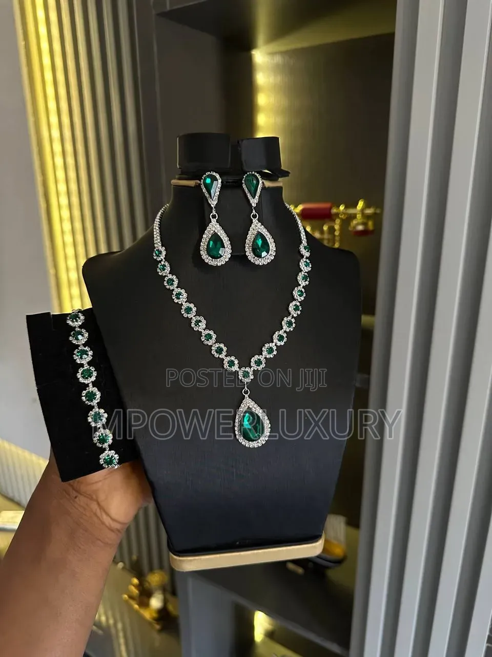 Luxury Raindrop Bridal Set