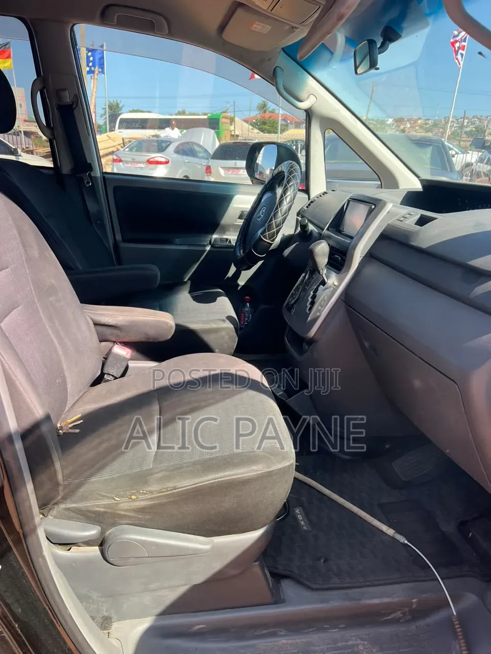 Toyota Voxy 2011 Black